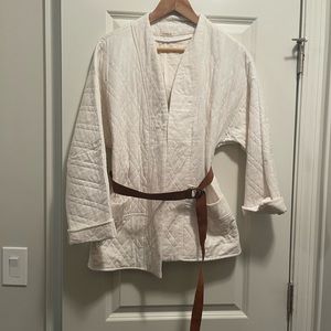 New quilted jacket with belt